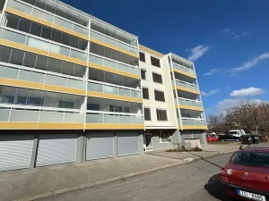 Pronájem bytu 1+kk, Praha - Černý Most, Kuttelwascherova, 22 m2