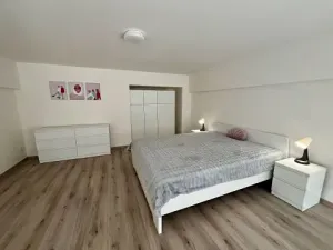 Pronájem bytu 2+kk, Praha - Vršovice, Kubánské náměstí, 54 m2