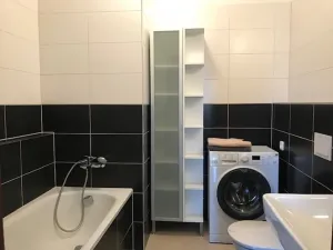 Pronájem bytu 2+kk, Praha - Horní Měcholupy, Padovská, 50 m2