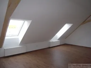 Pronájem bytu 1+kk, Vodňany, nám. Svobody, 45 m2