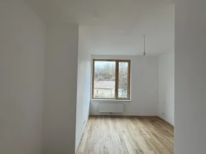 Prodej bytu 3+kk, Praha - Radlice, U Komína, 75 m2