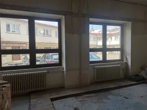 Pronájem obchodního prostoru, Pardubice, 80 m2