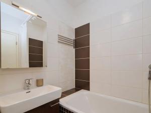 Pronájem bytu 1+kk, Praha - Střížkov, Rumburská, 38 m2