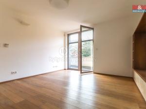 Pronájem bytu 3+1, Praha, Trojská, 114 m2