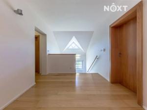 Pronájem vily, Průhonice, Jitrocelová, 220 m2