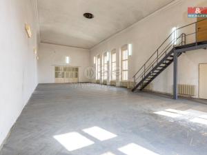 Prodej obchodního prostoru, Louny, Mírové náměstí, 1353 m2