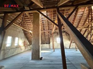 Prodej rodinného domu, Kožlany, Na Mazancích, 200 m2
