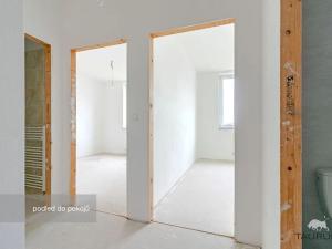 Prodej bytu 2+1, Janovice nad Úhlavou, Rozvojová zóna, 74 m2