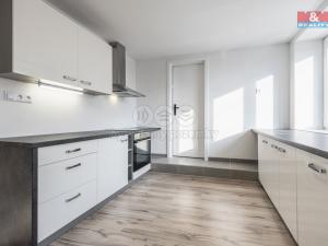 Prodej bytu 4+kk, Sedlčany, Nademlýnská, 98 m2