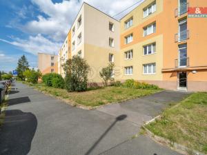 Prodej bytu 3+1, Plzeň - Lobzy, Polední, 62 m2