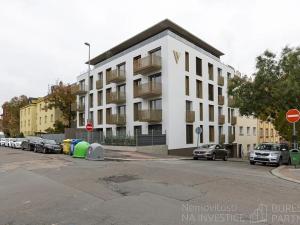 Pronájem bytu 2+kk, Praha - Žižkov, V domově, 48 m2