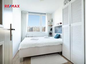 Prodej bytu 4+kk, Praha - Řepy, Nevanova, 88 m2