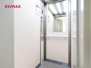Prodej bytu 4+kk, Praha - Řepy, Nevanova, 88 m2