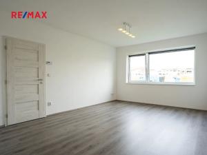 Prodej bytu 1+kk, Kolín, Pálavská, 34 m2