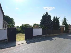 Prodej chalupy, Dymokury, 120 m2