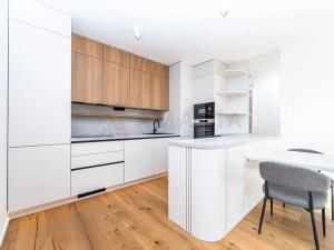 Prodej bytu 2+kk, Praha - Strašnice, Ramonova, 58 m2