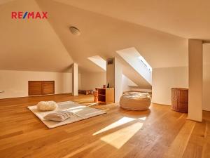 Prodej rodinného domu, Černošice, Peroutkova, 309 m2