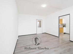 Prodej bytu 4+1, Mníšek pod Brdy, Nová, 89 m2