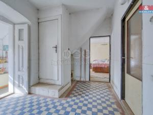 Prodej rodinného domu, Kněževes, Pražská, 67 m2