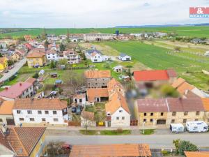 Prodej rodinného domu, Kněževes, Pražská, 67 m2