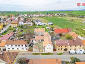 Prodej rodinného domu, Kněževes, Pražská, 67 m2