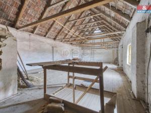 Prodej rodinného domu, Kněževes, Pražská, 67 m2