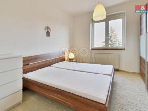 Pronájem bytu 2+1, Chomutov, Dostojevského, 54 m2