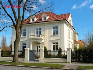 Prodej obchodního prostoru, Plzeň, Plzenecká, 120 m2