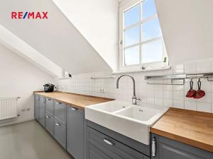 Pronájem bytu 2+1, Praha - Vinohrady, Na Kozačce, 124 m2