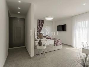 Prodej vily, Omiš, Chorvatsko, 400 m2