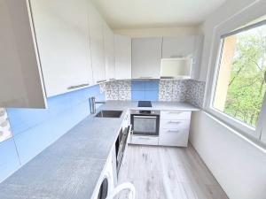 Pronájem bytu 2+1, Praha - Malešice, Plaňanská, 54 m2