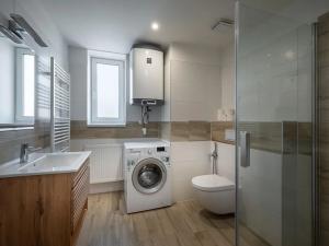Prodej bytu 2+kk, Loučná pod Klínovcem, 53 m2