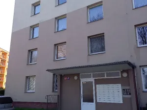 Pronájem bytu 1+1, Ústí nad Labem, Tolstého, 44 m2
