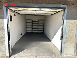 Pronájem garáže, Praha - Vysočany, Na Krocínce, 17 m2