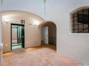 Pronájem bytu 2+1, Praha - Malá Strana, Vlašská, 87 m2