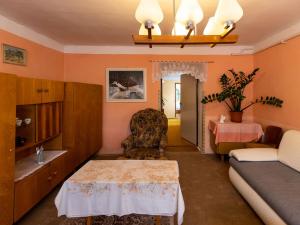 Prodej rodinného domu, Ivančice - Němčice, Školní, 63 m2