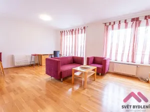 Pronájem bytu 1+kk, Praha - Košíře, Pod školou, 49 m2