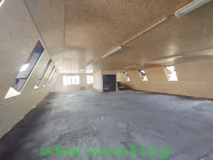 Pronájem skladu, Straky, 850 m2