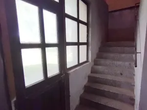 Pronájem skladu, Straky, 850 m2
