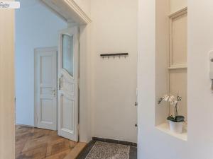 Pronájem kanceláře, Praha - Staré Město, Martinská, 32 m2