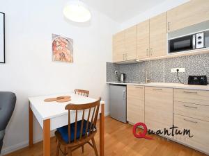 Pronájem bytu 1+kk, Praha - Vinohrady, Záhřebská, 30 m2