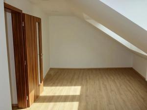 Pronájem bytu 1+kk, Liberec, Pražská, 25 m2
