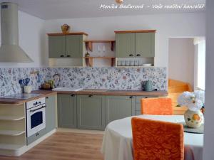 Pronájem bytu 2+1, Kurovice, 106 m2