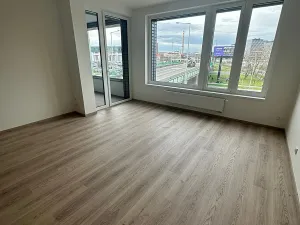 Prodej bytu 2+kk, Praha - Holešovice, U Pergamenky, 59 m2