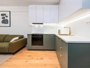 Prodej bytu 5+kk, Praha - Modřany, Pirinská, 90 m2