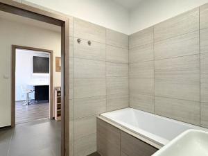Pronájem bytu 2+kk, Brno, Chvalovka, 56 m2
