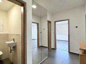 Pronájem bytu 2+kk, Brno, Chvalovka, 56 m2