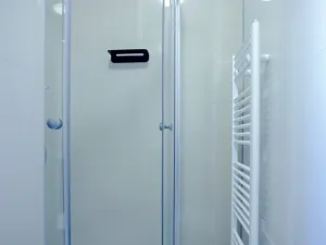 Pronájem činžovního domu, Praha - Karlín, 350 m2