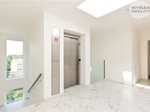 Prodej bytu 3+kk, Kladno, Vrchlického, 148 m2