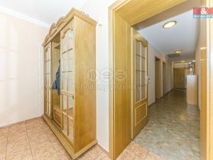 Prodej rodinného domu, Praha - Horní Počernice, Dobrošovská, 295 m2